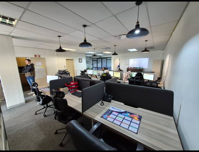 177M² OFFICE FOR SALE IN LITTLE FALLS